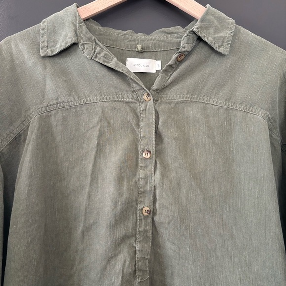 Nico Nico Army Green Buttoned Half Sleeve Linen Blend Top Size Small - Picture 5 of 6